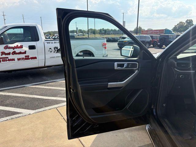 used 2023 Ford Explorer car, priced at $33,286
