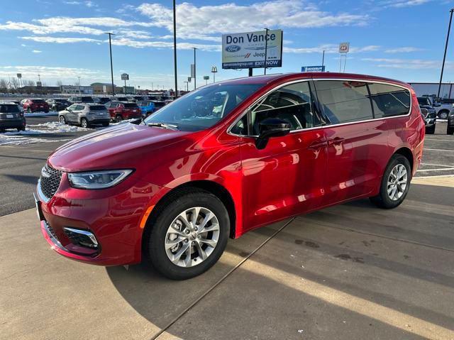 new 2025 Chrysler Pacifica car, priced at $45,355
