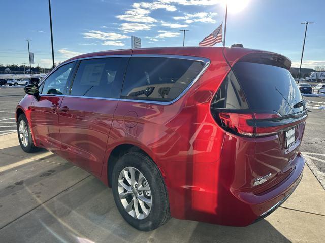 new 2025 Chrysler Pacifica car, priced at $42,986