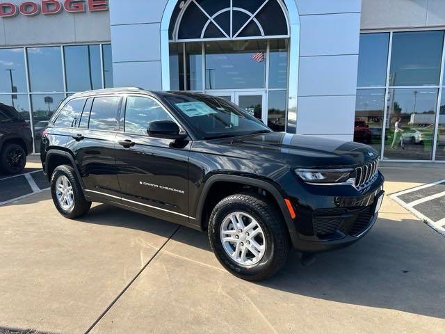 new 2025 Jeep Grand Cherokee car, priced at $35,986