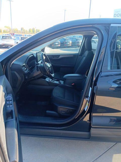 used 2023 Ford Escape car, priced at $22,515