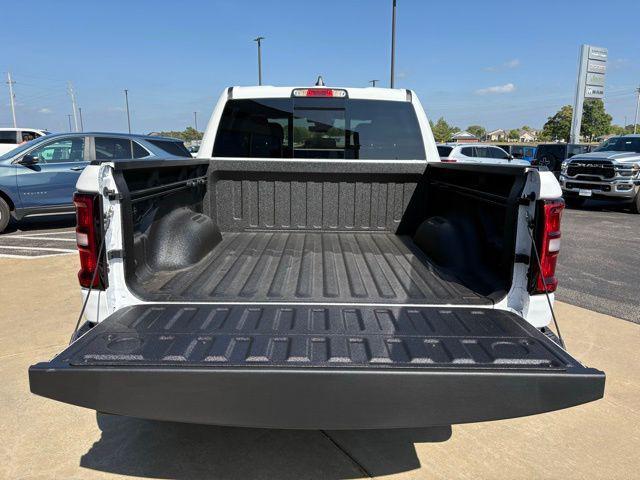 new 2025 Ram 1500 car, priced at $40,000