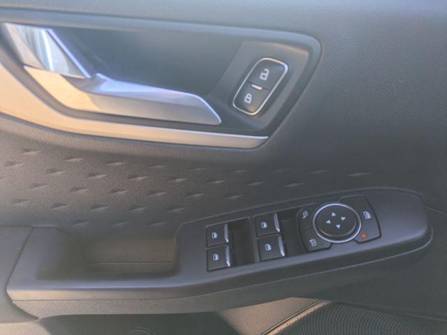 used 2020 Ford Escape car, priced at $16,246