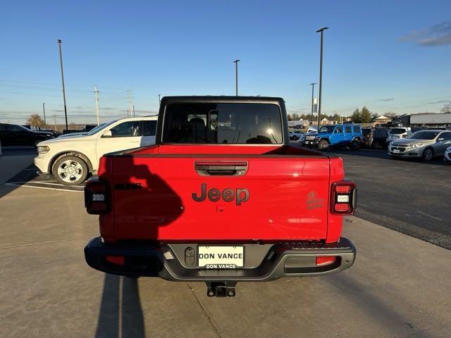 new 2025 Jeep Gladiator car, priced at $47,986