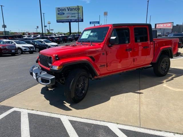 new 2024 Jeep Gladiator car, priced at $39,986