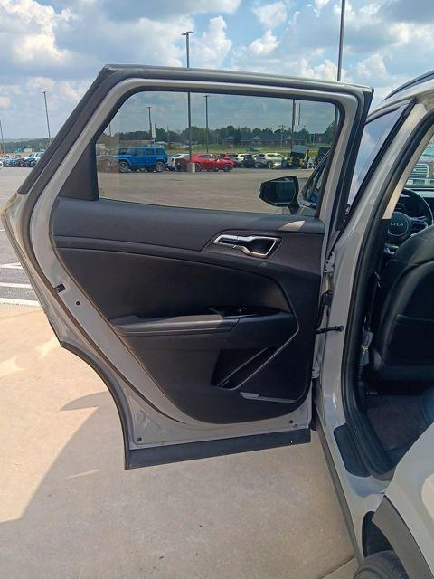 used 2025 Kia Sportage car, priced at $29,640