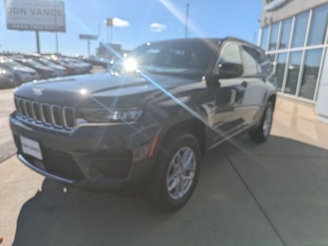 new 2025 Jeep Grand Cherokee car, priced at $36,795