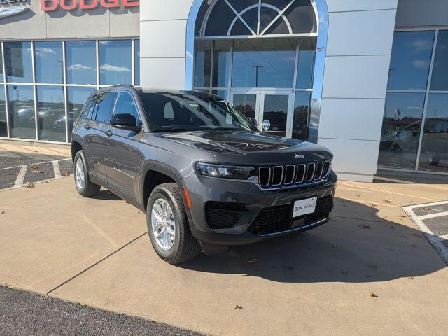 new 2025 Jeep Grand Cherokee car, priced at $36,795