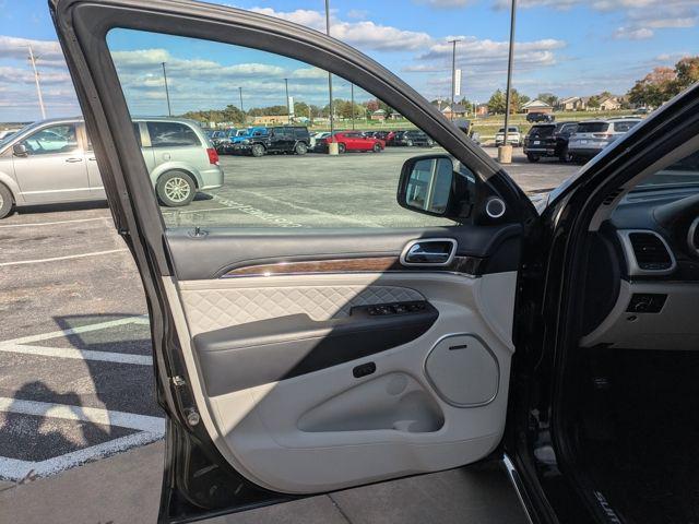 used 2020 Jeep Grand Cherokee car, priced at $25,986