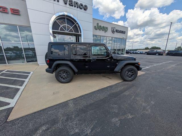 new 2025 Jeep Wrangler car, priced at $43,988