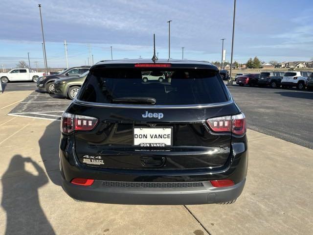 new 2025 Jeep Compass car, priced at $25,986