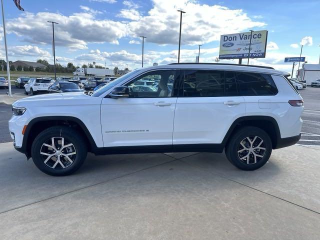 new 2025 Jeep Grand Cherokee L car, priced at $42,986