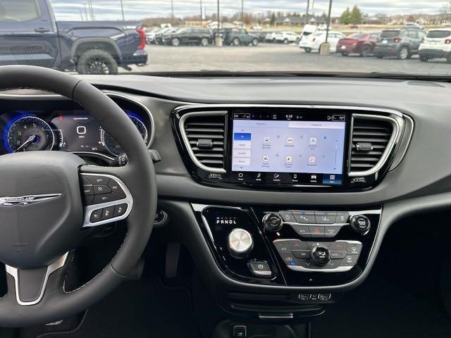 new 2025 Chrysler Voyager car, priced at $39,986