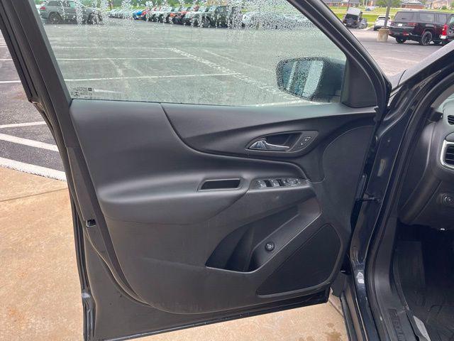 used 2023 Chevrolet Equinox car, priced at $22,986