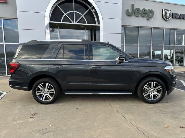 used 2023 Ford Expedition car, priced at $45,986