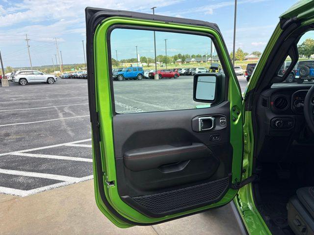 new 2025 Jeep Wrangler car, priced at $64,125