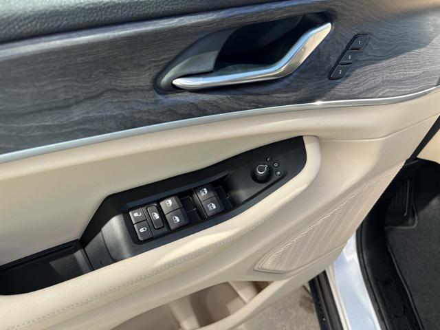 new 2025 Jeep Grand Cherokee L car, priced at $49,986