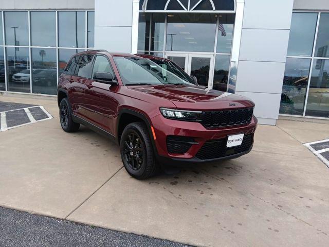 new 2025 Jeep Grand Cherokee car, priced at $39,999