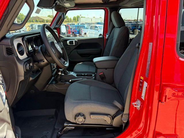 new 2025 Jeep Wrangler car, priced at $44,086