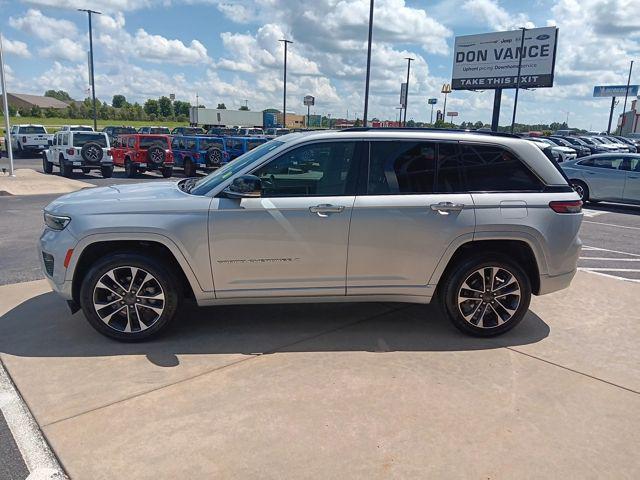 used 2022 Jeep Grand Cherokee car, priced at $33,989