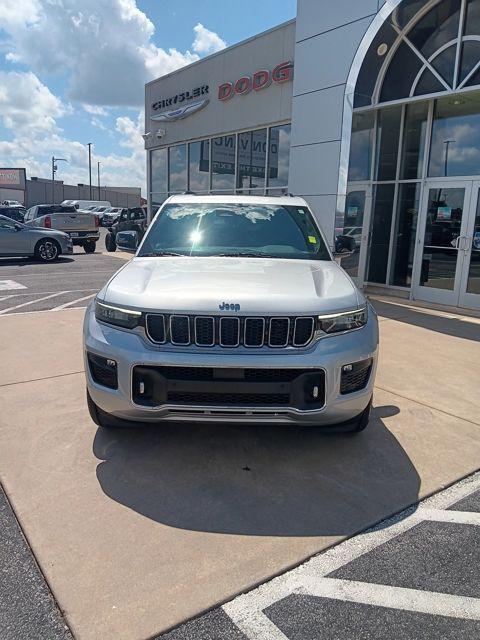 used 2022 Jeep Grand Cherokee car, priced at $33,989
