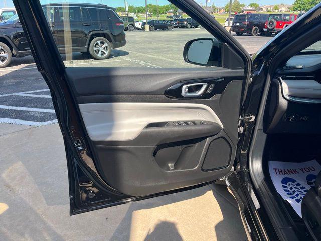 used 2024 Jeep Compass car, priced at $26,986