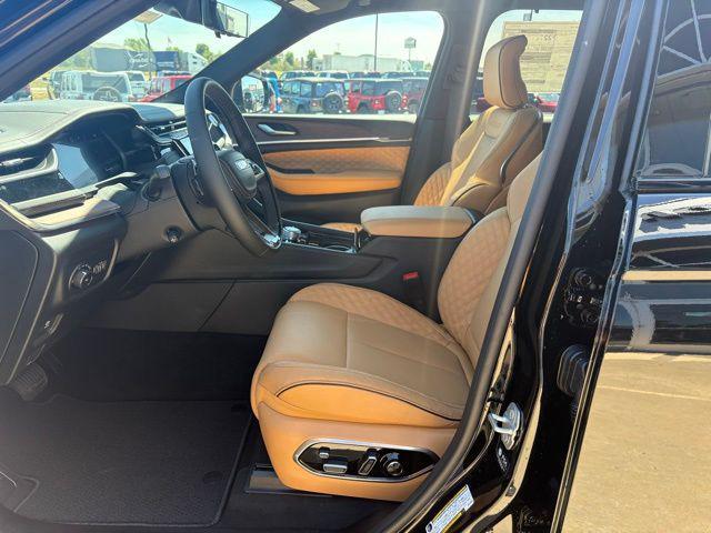 new 2025 Jeep Grand Cherokee car, priced at $57,486