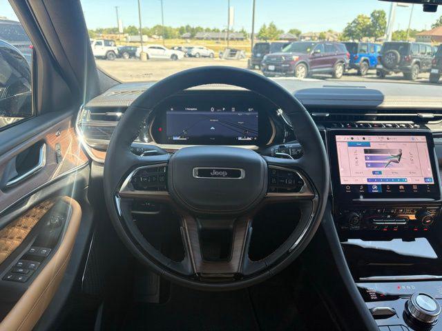 new 2025 Jeep Grand Cherokee car, priced at $57,486