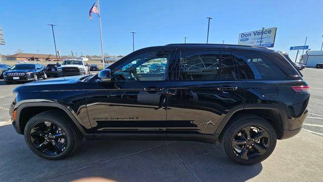new 2025 Jeep Grand Cherokee car, priced at $46,592