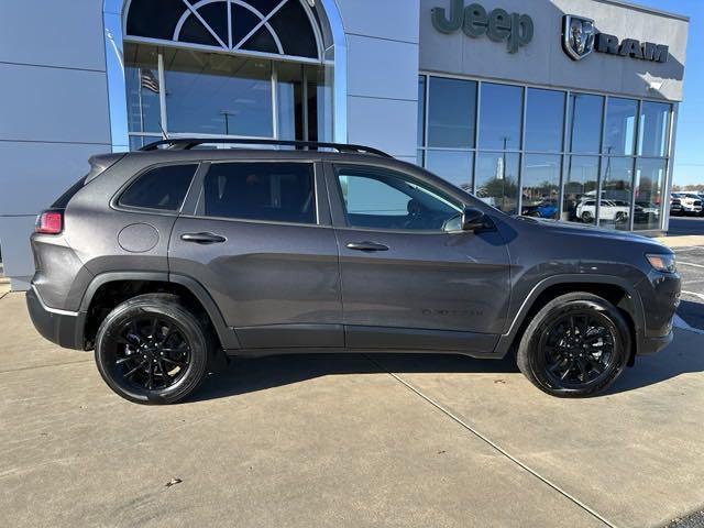 used 2023 Jeep Cherokee car, priced at $23,946