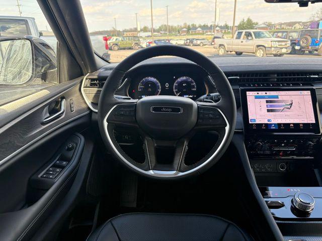 new 2025 Jeep Grand Cherokee L car, priced at $52,871