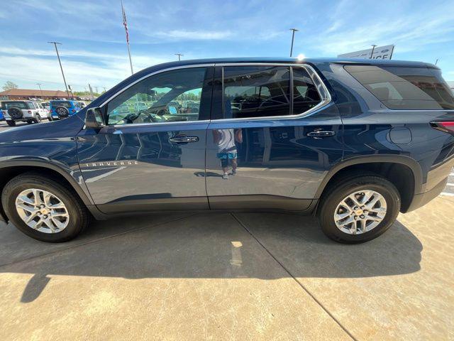 used 2022 Chevrolet Traverse car, priced at $29,986