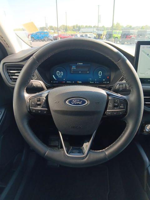 used 2023 Ford Escape car, priced at $22,726