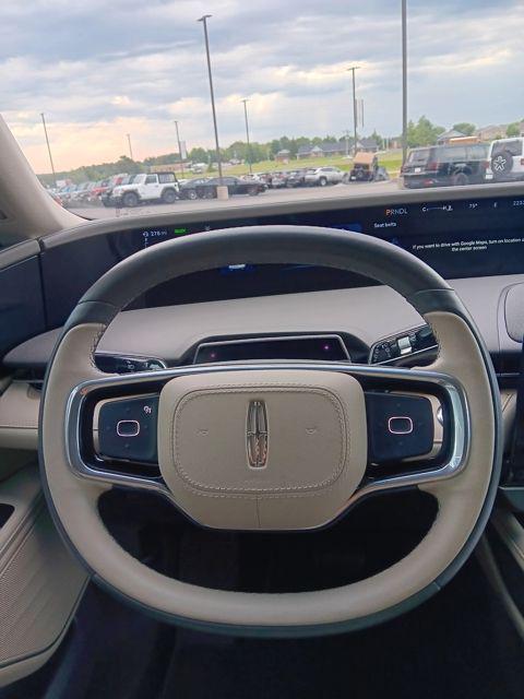 used 2024 Lincoln Nautilus car, priced at $51,402