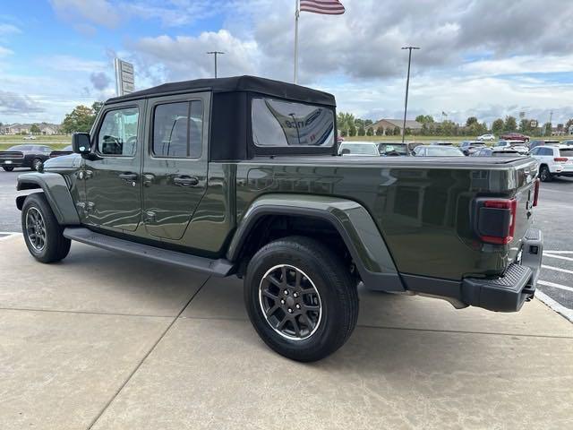 used 2023 Jeep Gladiator car, priced at $38,986