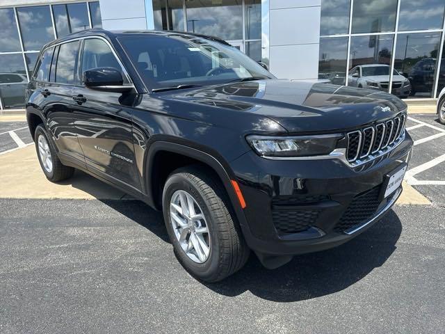 new 2024 Jeep Grand Cherokee car, priced at $33,986