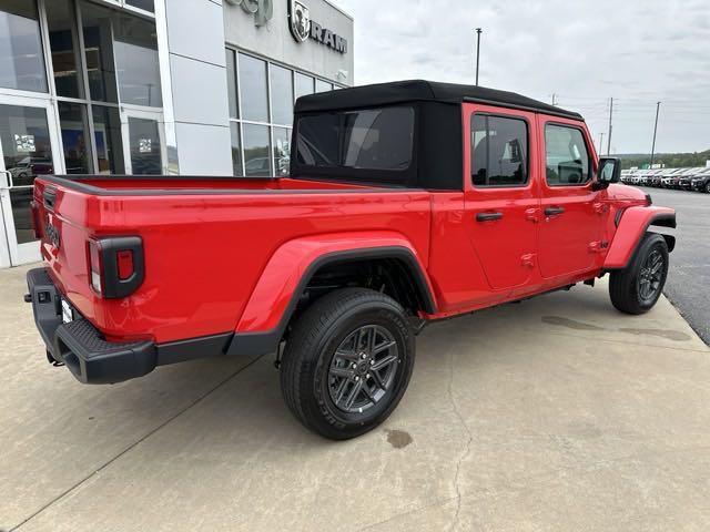 new 2024 Jeep Gladiator car, priced at $41,548