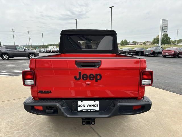 new 2024 Jeep Gladiator car, priced at $41,548