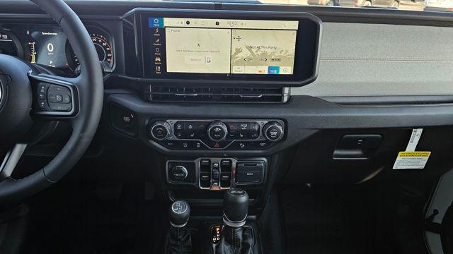 new 2025 Jeep Wrangler car, priced at $48,581