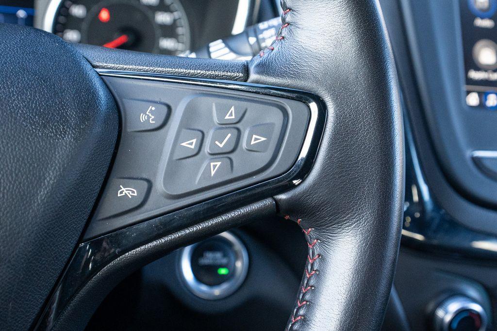 used 2022 Chevrolet Equinox car, priced at $23,748