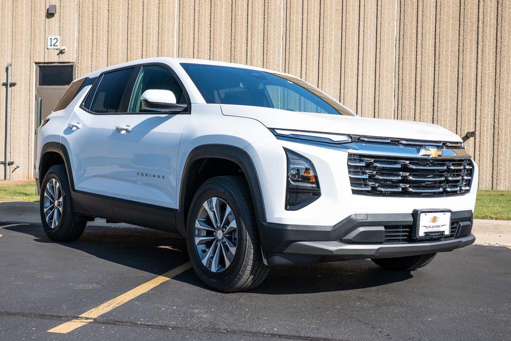 new 2026 Chevrolet Equinox car, priced at $29,677