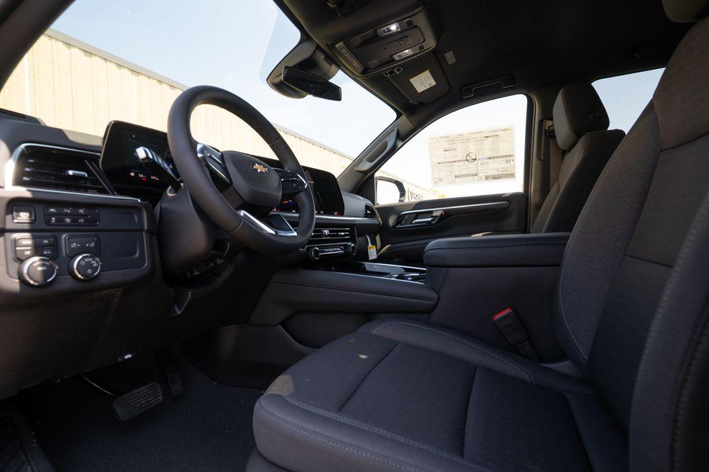 new 2025 Chevrolet Suburban car, priced at $64,998