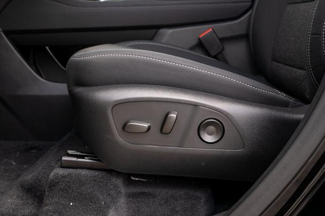 new 2025 Chevrolet Traverse car, priced at $40,807