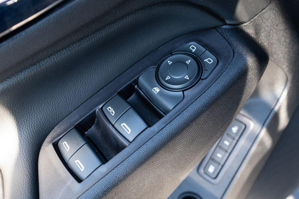 used 2020 Chevrolet Equinox car, priced at $18,726