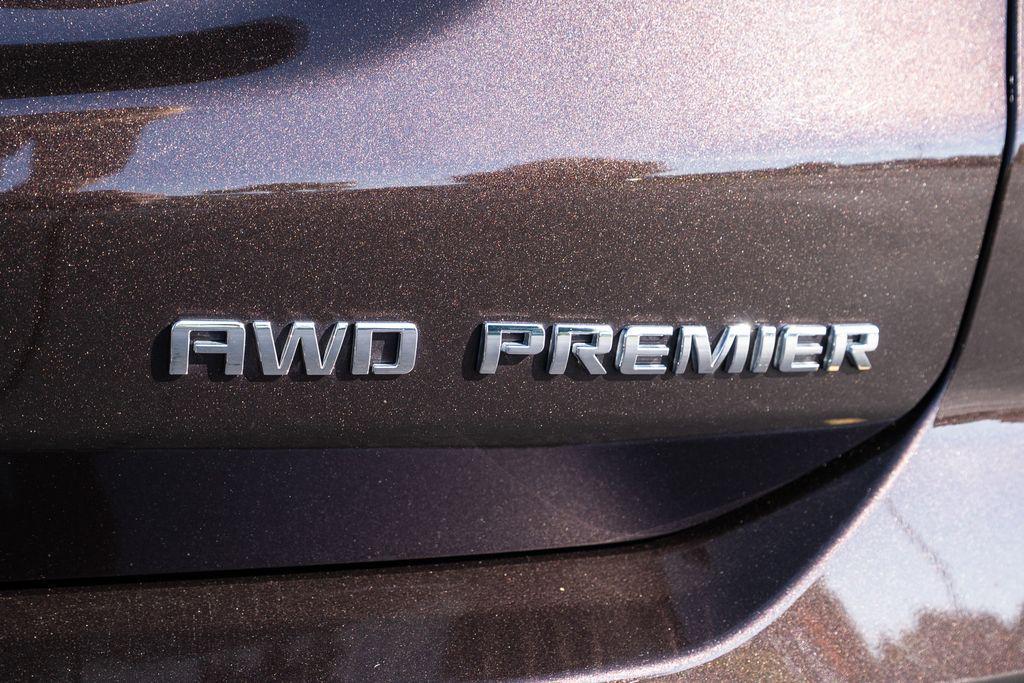 used 2020 Chevrolet Equinox car, priced at $18,726