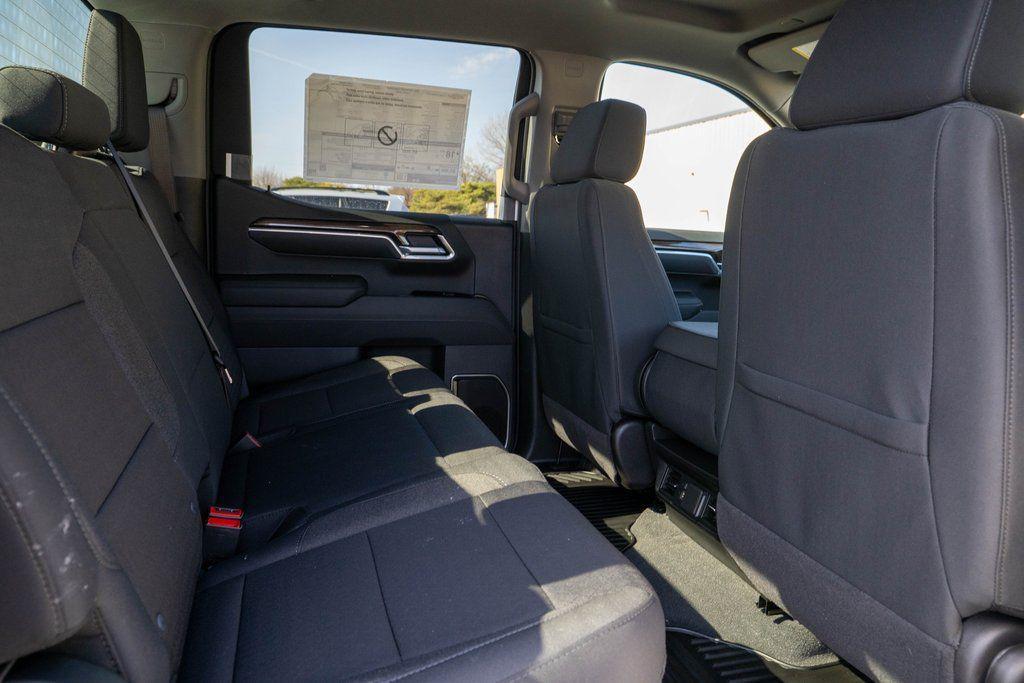 new 2025 Chevrolet Silverado 1500 car, priced at $48,989