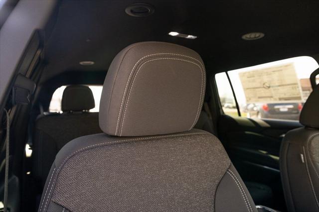 new 2025 Chevrolet Traverse car, priced at $40,807