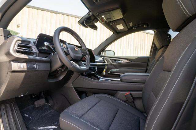 new 2025 Chevrolet Traverse car, priced at $40,807