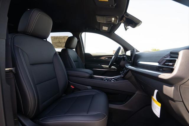 new 2025 Chevrolet Traverse car, priced at $43,907