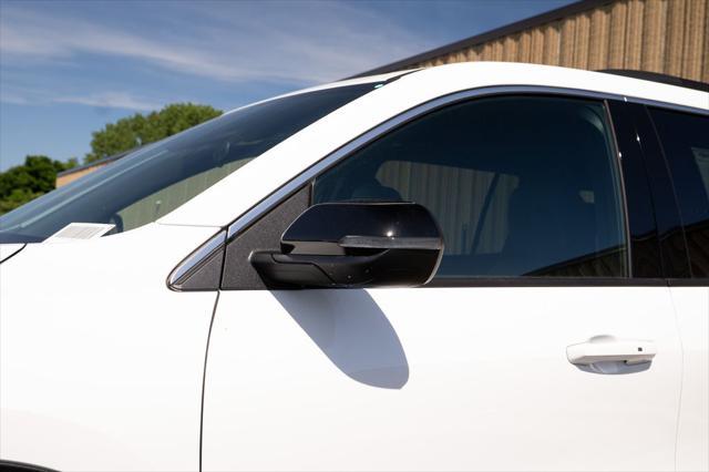 new 2025 Chevrolet Traverse car, priced at $43,907